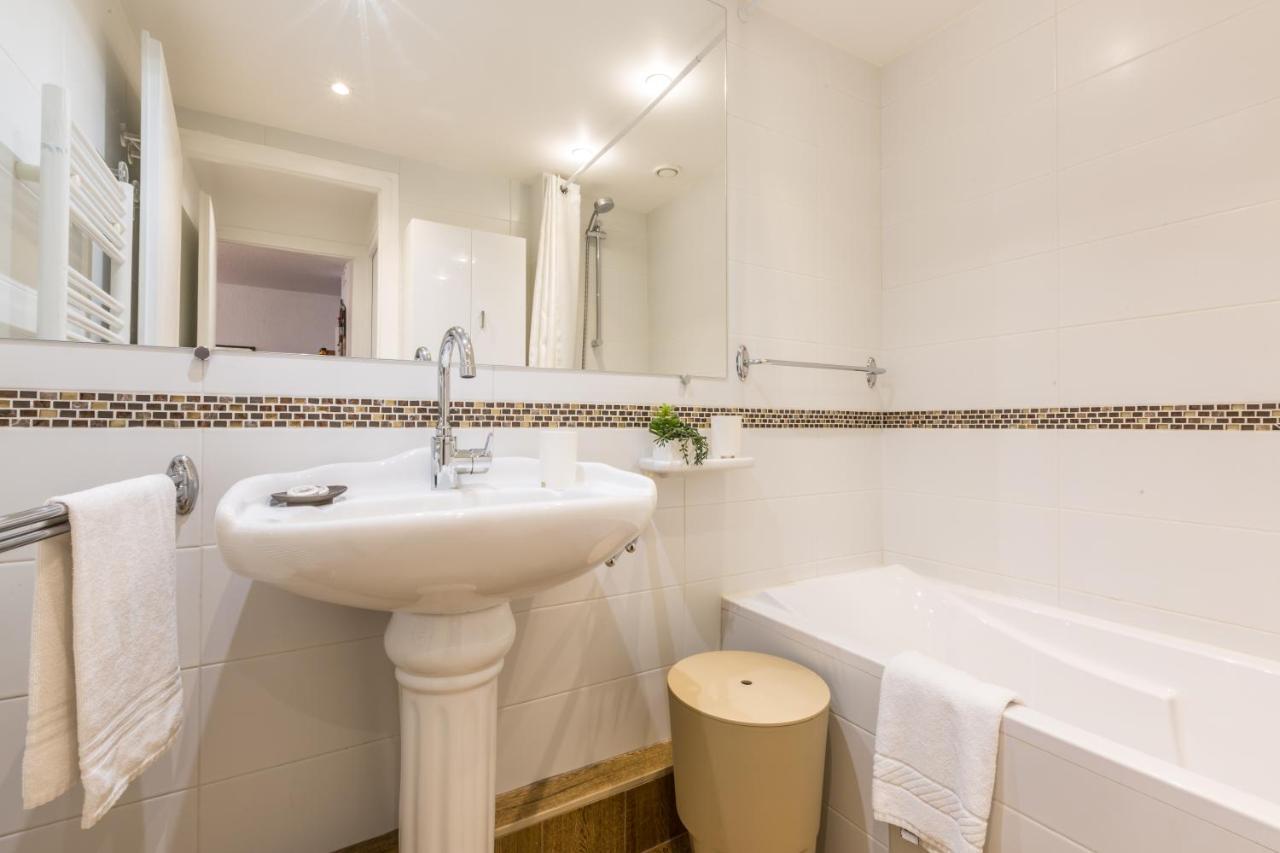 Apartment Mummery 1 - Central Chamonix Walk To Piste Bagian luar foto